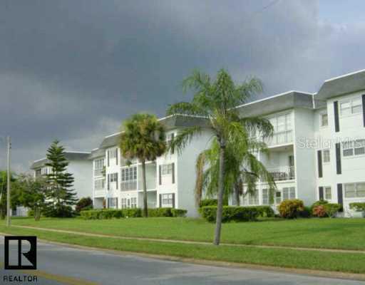 4500 37th Street #309, St Petersburg, FL 33711
