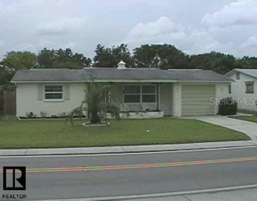 5206 Moog Rd., Holiday, FL 34690
