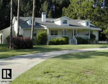 9561 90th Ave., Seminole, FL 33777