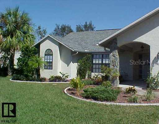 3030 Pineview Dr., Holiday, FL 34691