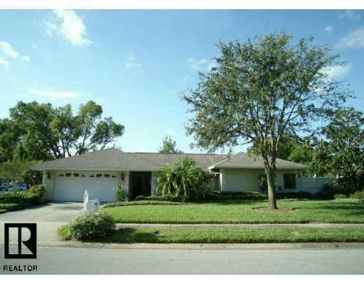 3201 Bluffs Dr., Largo, FL 33770