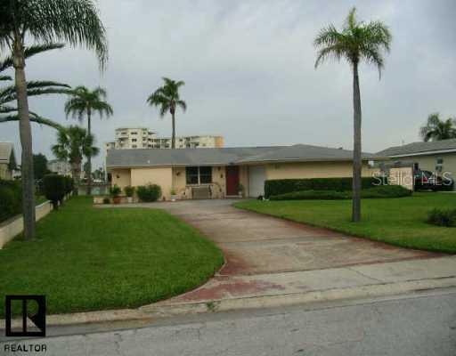 41 Dolphin Dr., Treasure Island, FL 33706