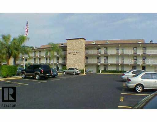 6100 12 St. #216, St. Petersburg, FL 33705