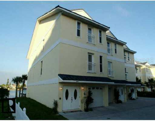 9943 1st St., Treasure Island, FL 33706