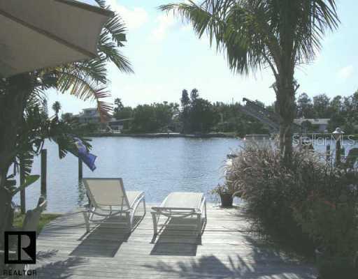 5 Treasure Ln., Treasure Island, FL 33706