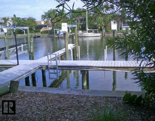 1109 Pinellas Bayway #105, Tierra Verde, FL 33715