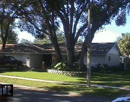 221 Arbor Dr., Palm Harbor, FL 34683