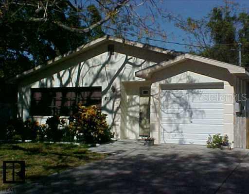 705 Booth St., Safety Harbor, FL 34695