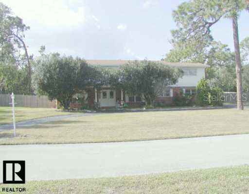 8 Birdie Ln., Palm Harbor, FL 34683