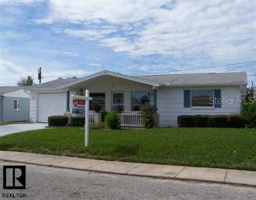 1037 Pert Ln., Holiday, FL 34691