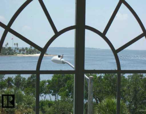 1722 Sunkissed Dr., Tarpon Springs, FL 34689