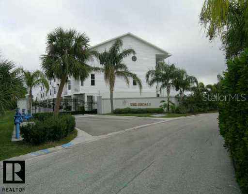 121 Shoals Cir., North Redington Beach, FL 33708