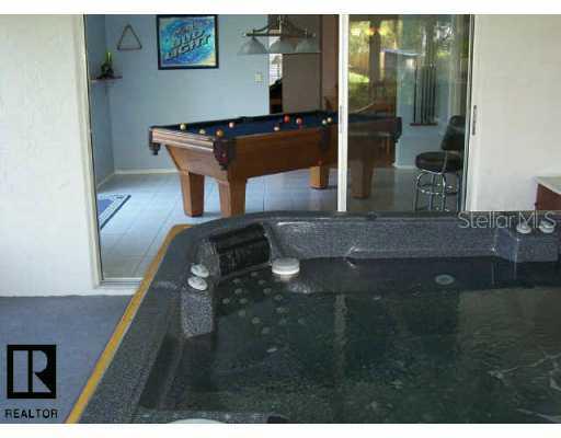 823 Riverside Dr., Tarpon Springs, FL 34689