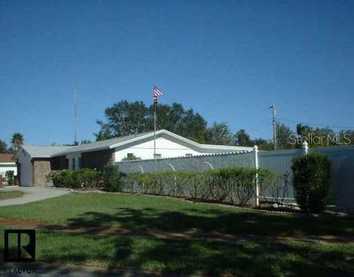 7631 92nd St., Largo, FL 33777