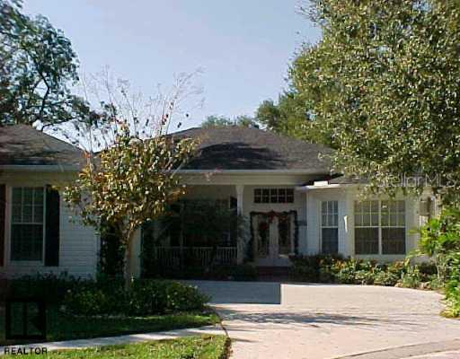 318 Brookside Ct., Palm Harbor, FL 34683