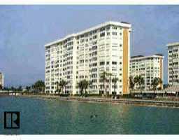 4525 Cove Cir. #1105, St Petersburg, FL 33708