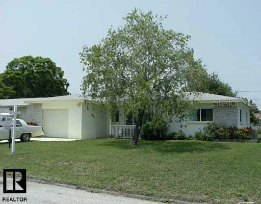 11057 100 Ave., Seminole, FL 33772