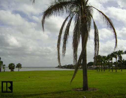 2121 Beach Dr., St Petersburg, FL 33705