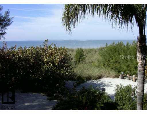 12418 1st St., Treasure Island, FL 33706