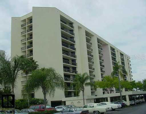 690 Island Way #906, Clearwater, FL 33767