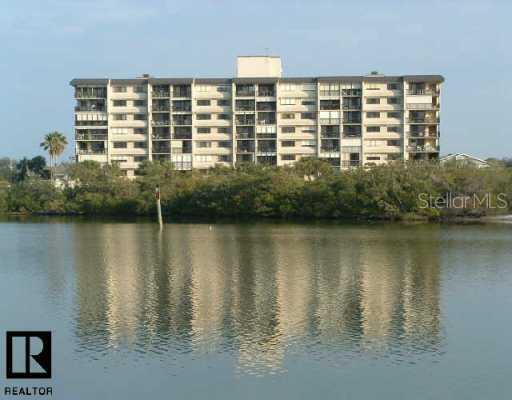 11730 Shipwatch Dr. #204, Largo, FL 33774