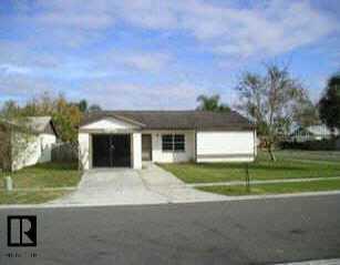 1040 Pine Ridge Cir., Brandon, FL 33511
