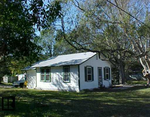 1405 Mehlenbacher Rd., Largo, FL 33770