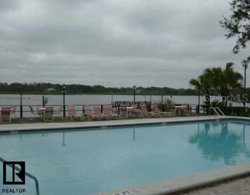2070 Lakeview Dr. #203, Clearwater, FL 33763