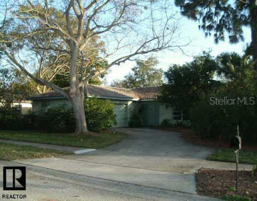 11780 111th Ave., Seminole, FL 33778