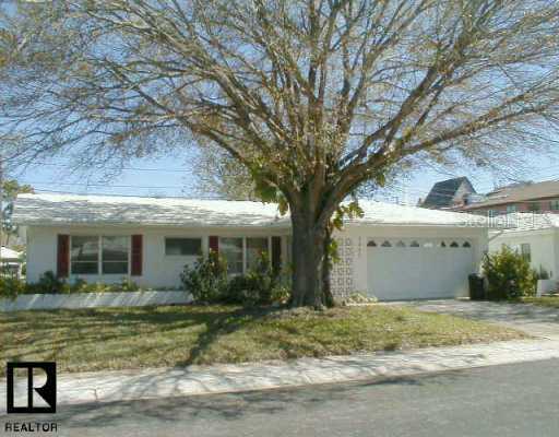 9463 45th Way, Pinellas Park, FL 33782