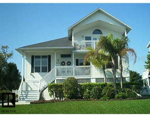 3791 Coquina Key Dr., St Petersburg, FL 33705