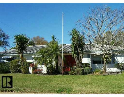 10200 138th St., Largo, FL 33774
