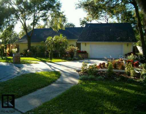 2196 Salisbury Ct., Palm Harbor, FL 34683