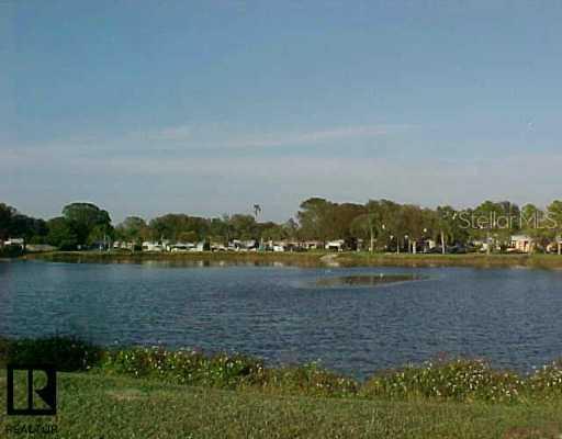 2600 Leslee Lake Dr., St Petersburg, FL 33713