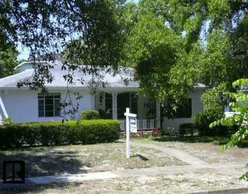 306 Bay St., Tarpon Springs, FL 34689