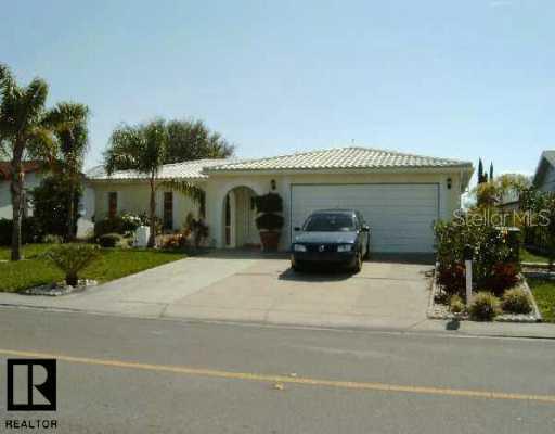 8524 Fox Hollow Dr., Port Richey, FL 34668