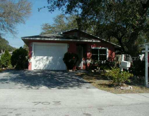 703 Meldrum St., Safety Harbor, FL 34695