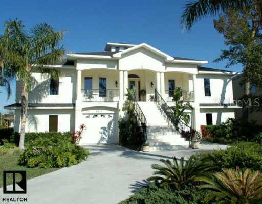2017 N Pointe Alexis Dr., Tarpon Springs, FL 34689