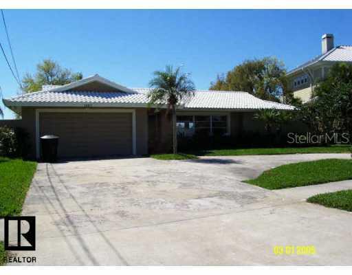 1097 Eden Isle Dr., St Petersburg, FL 33704