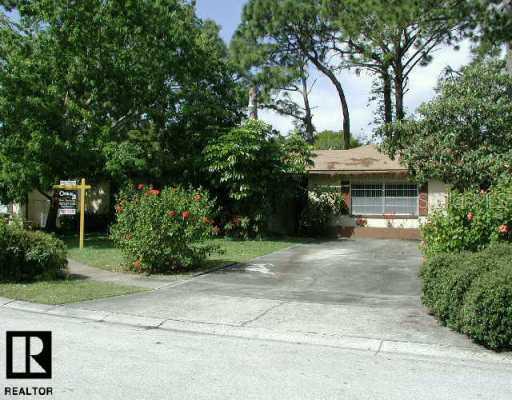 6372 68 Ln., Pinellas Park, FL 33781