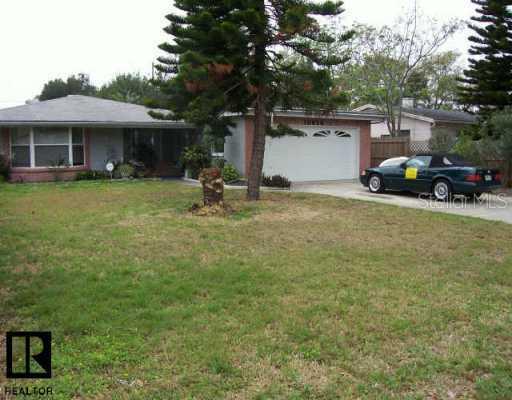 10624 Pineapple Rd., Seminole, FL 33772