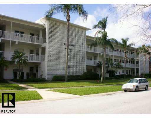 5150 10th. Ave. #107A, St. Petersburg, FL 33710