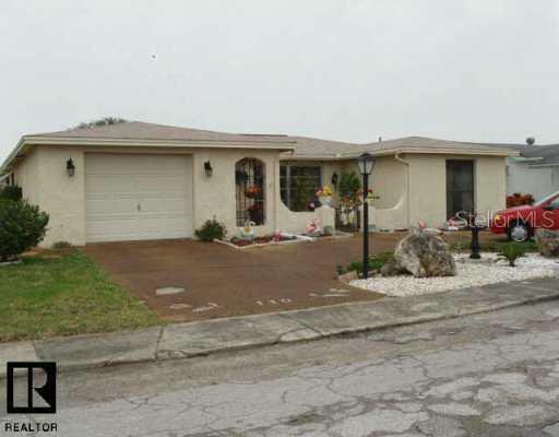 3311 Roxbury Dr., Holiday, FL 34691