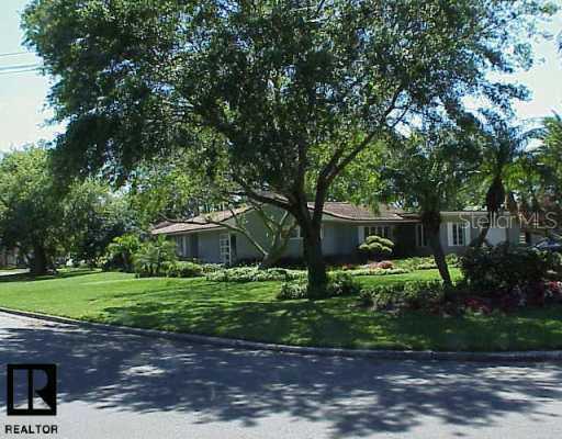 6305 Bahama Shores Dr., St Petersburg, FL 33705