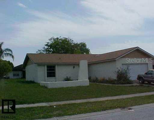 992 16th Ln., Palm Harbor, FL 34683