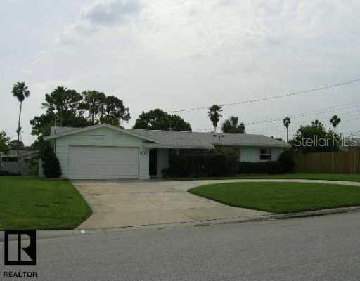 4695 Dover St., St Petersburg, FL 33703