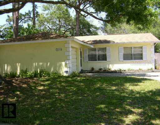 9435 Joel Dr., Largo, FL 33777