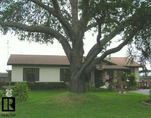 9725 Crestview St., Seminole, FL 33772