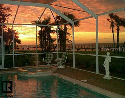 6326 Bahama Shores Dr., St Petersburg, FL 33705