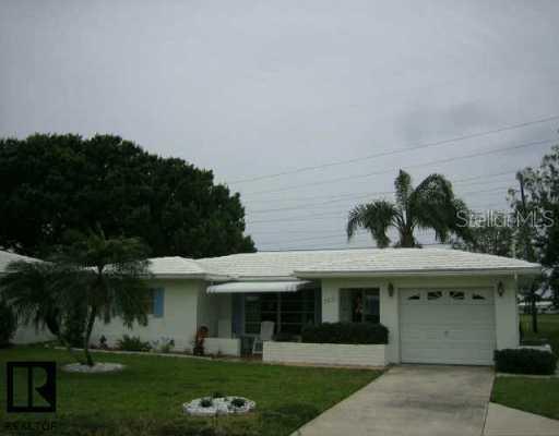 4016 Mainlands Blvd., Pinellas Park, FL 33782